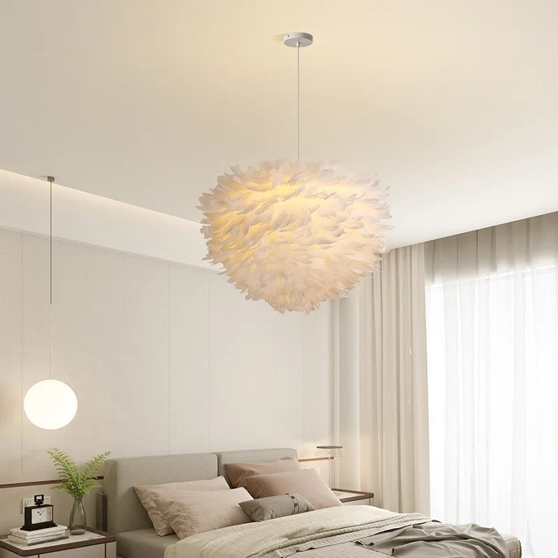 Nordic Feather Bedroom Pendant, Modern and Minimally Creative Home Lighting White Feather Living Room Home Decoration Lighting